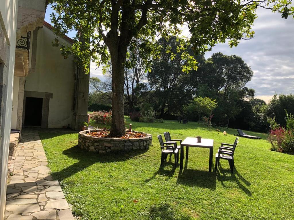 La Ribera De Pria Guest House Villanueva de Pria Bagian luar foto